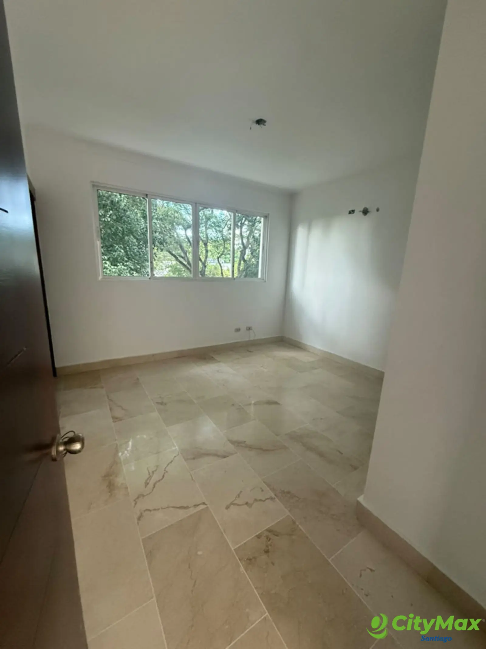 VENTA/ RENTA DE APARTAMENTO TORRE ALMIRANTE. - foto 11