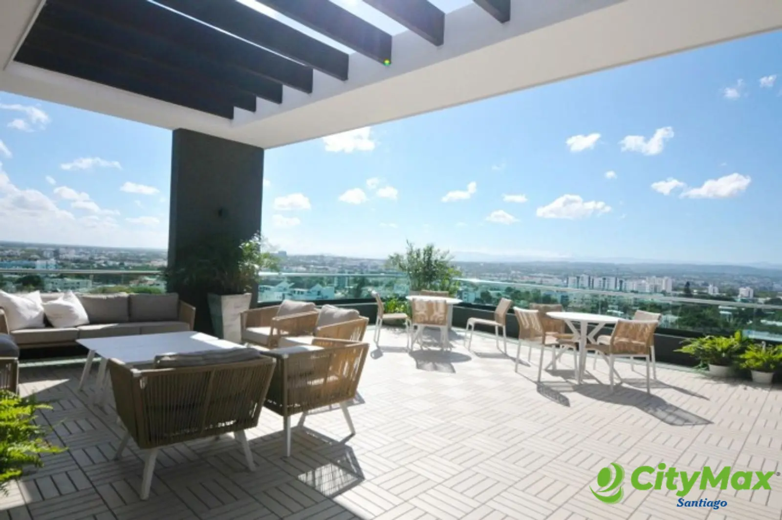 VENTA DE TORRE DE APARTAMENTOS EN LA ESMERALDA - foto 5