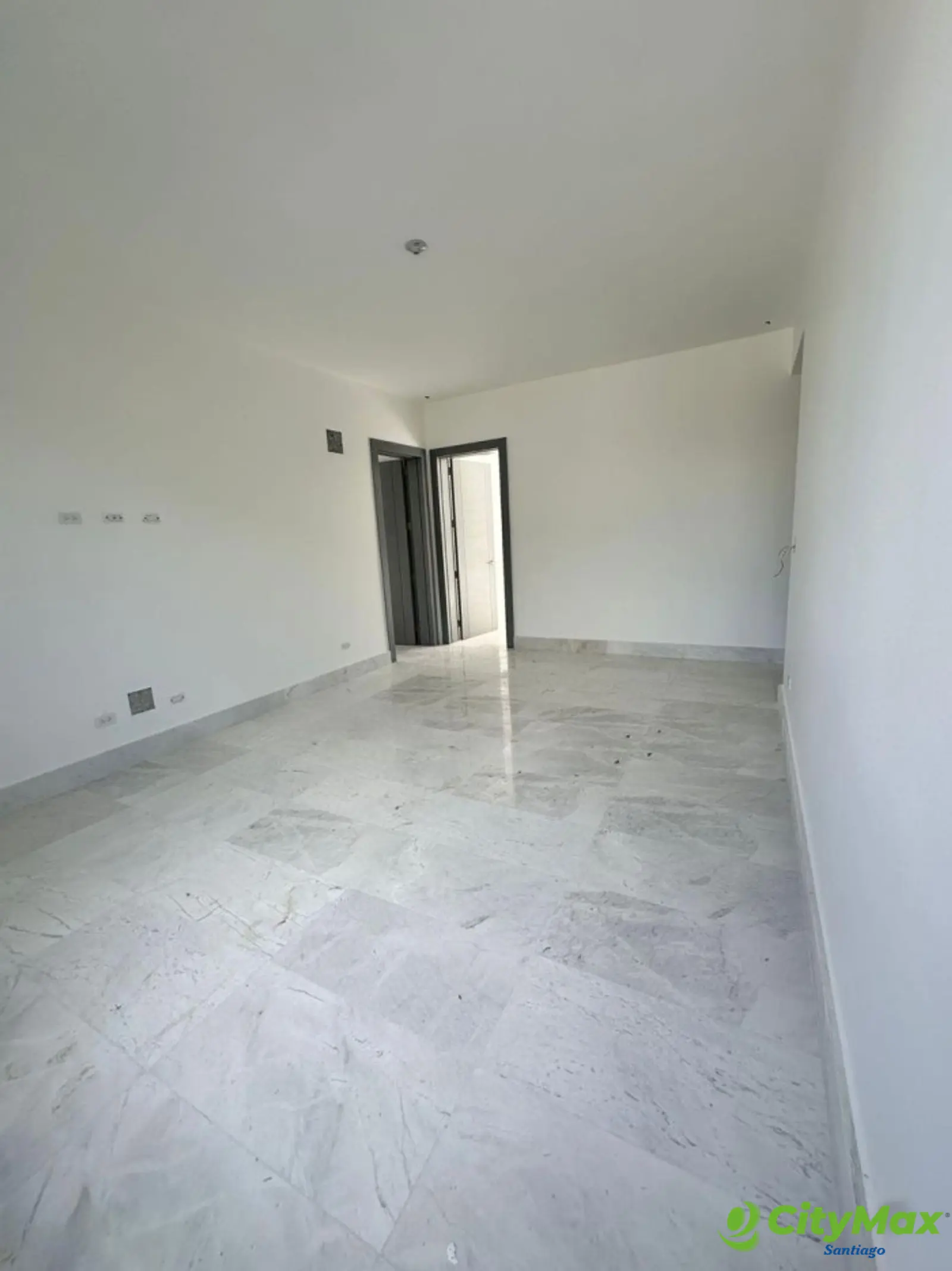 EN VENTA EXCLUSIVA CASA EN LAS CARMELITAS, SANTIAGO - foto 5