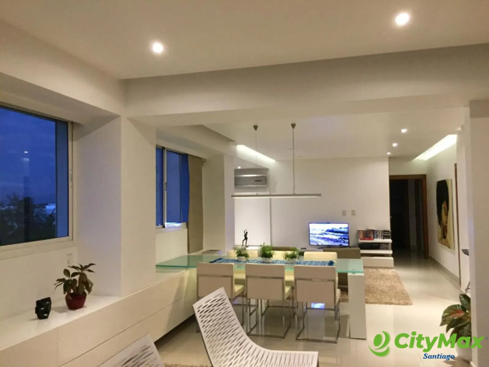 Apartamento semi-amueblado en alquiler en La Esmeralda! - foto 13