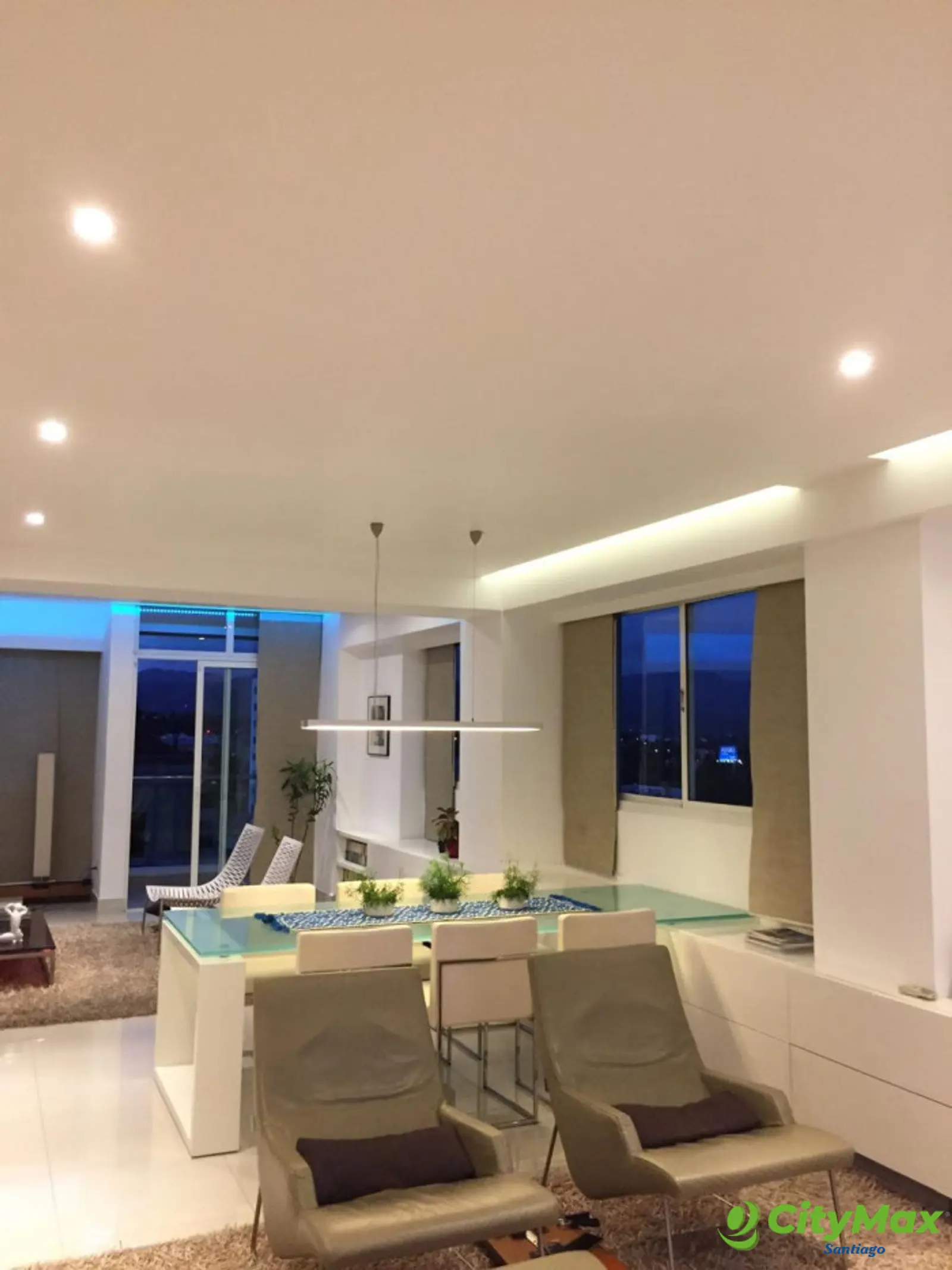 Apartamento semi-amueblado en alquiler en La Esmeralda! - foto 14