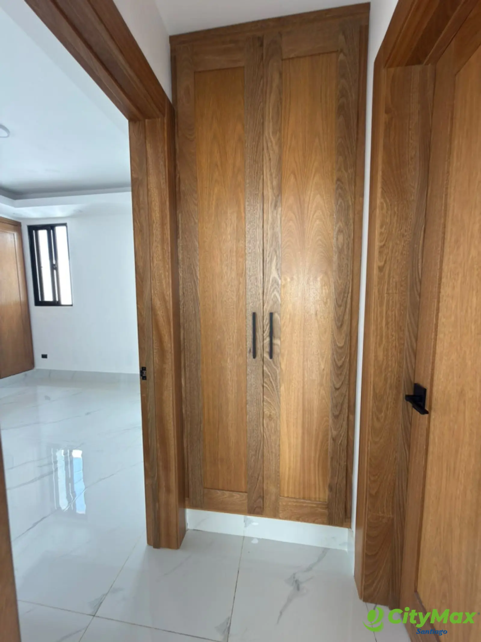 VENTA DE CASA CON  PATIO EN  LLANOS DE GURABO - foto 14