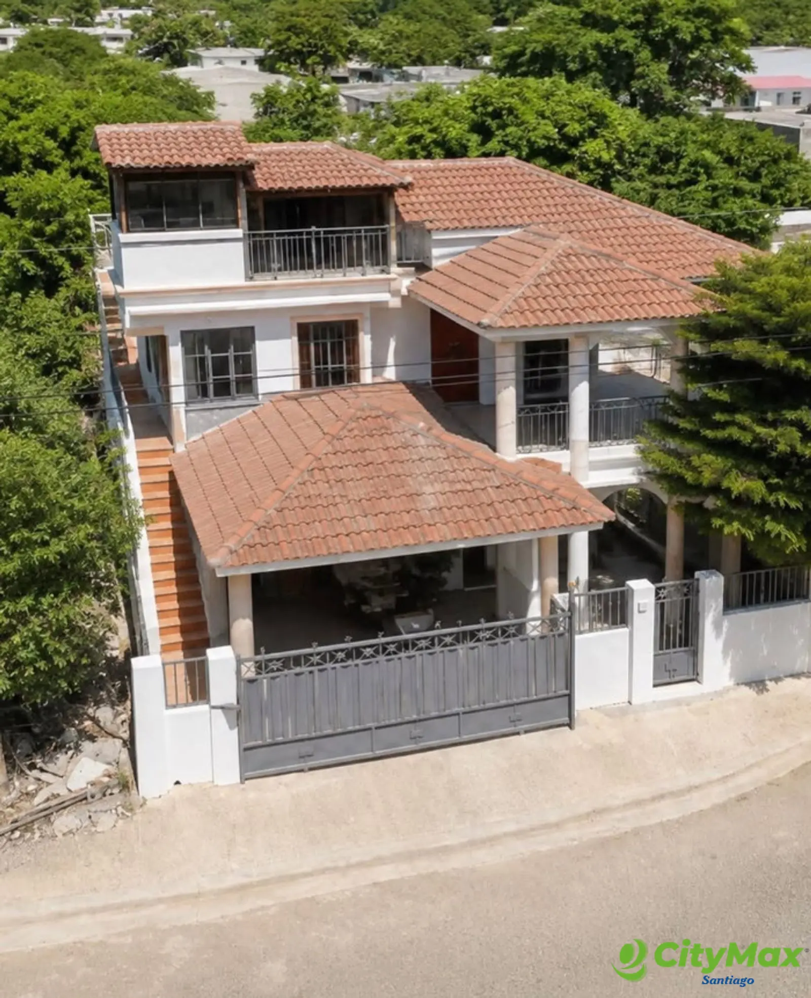 VENTA CASA TIPO VILLA 3 NIVELES LOS JARDINES DEL NORTE  - foto 2