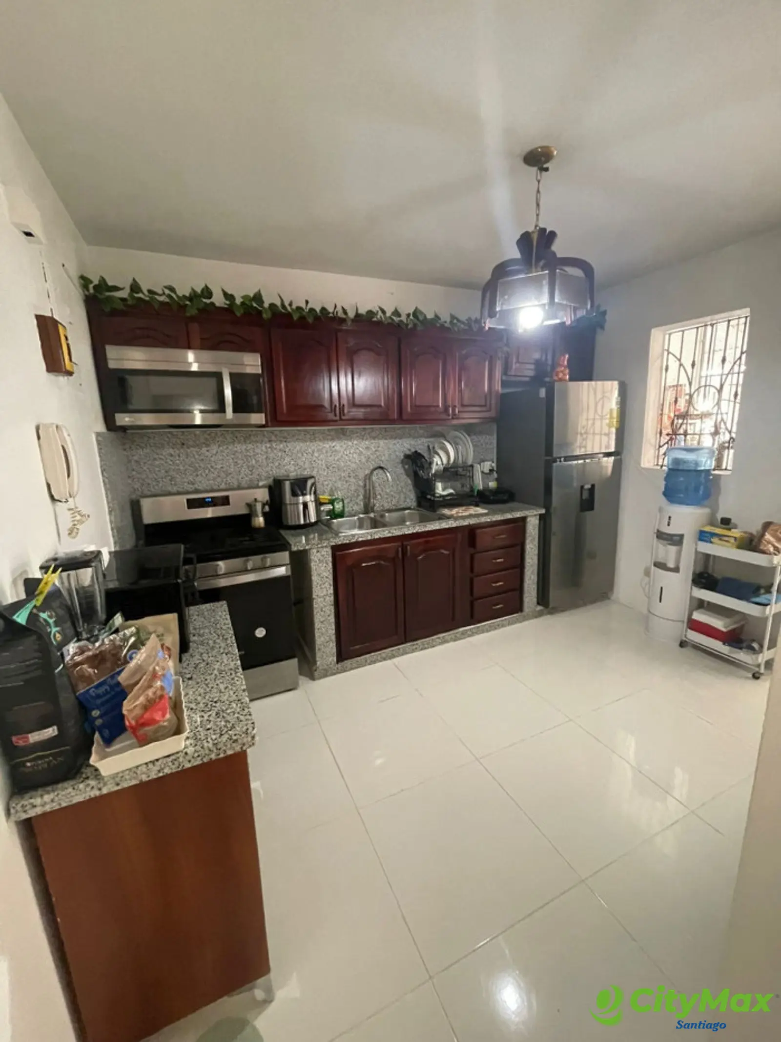 VENTA DE CASA CON PATIO EN LLANOS DE GURABO - foto 7
