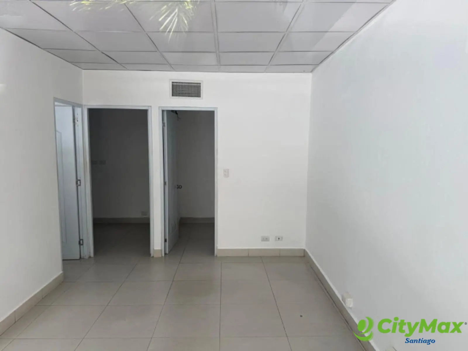 LOCAL COMERCIAL EN ALQUILER EN PLAZA RAMBLAS BOULEVARD - foto 4