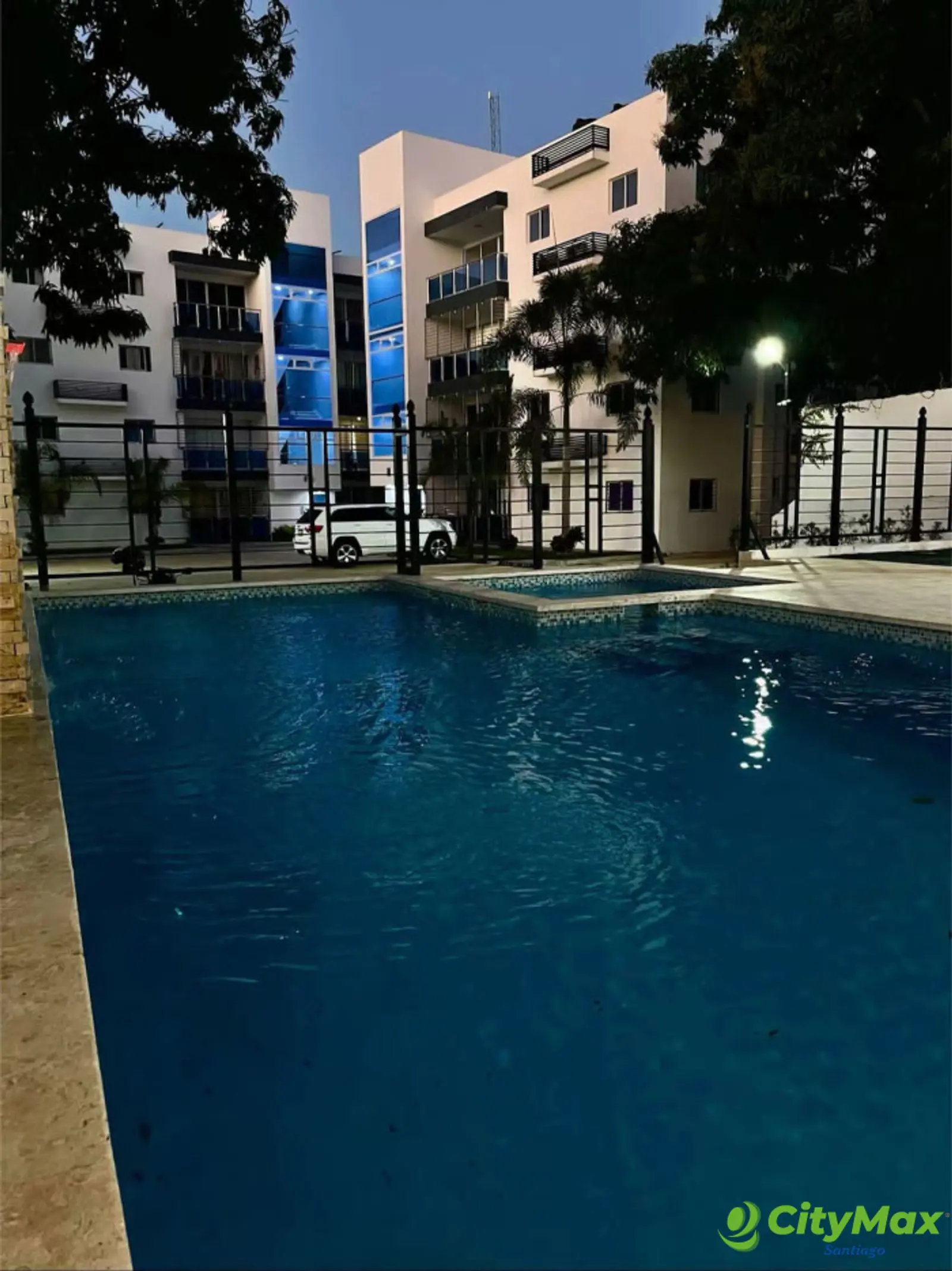 Venta de Apartamento en Jardines de Cerro Alto - foto 2