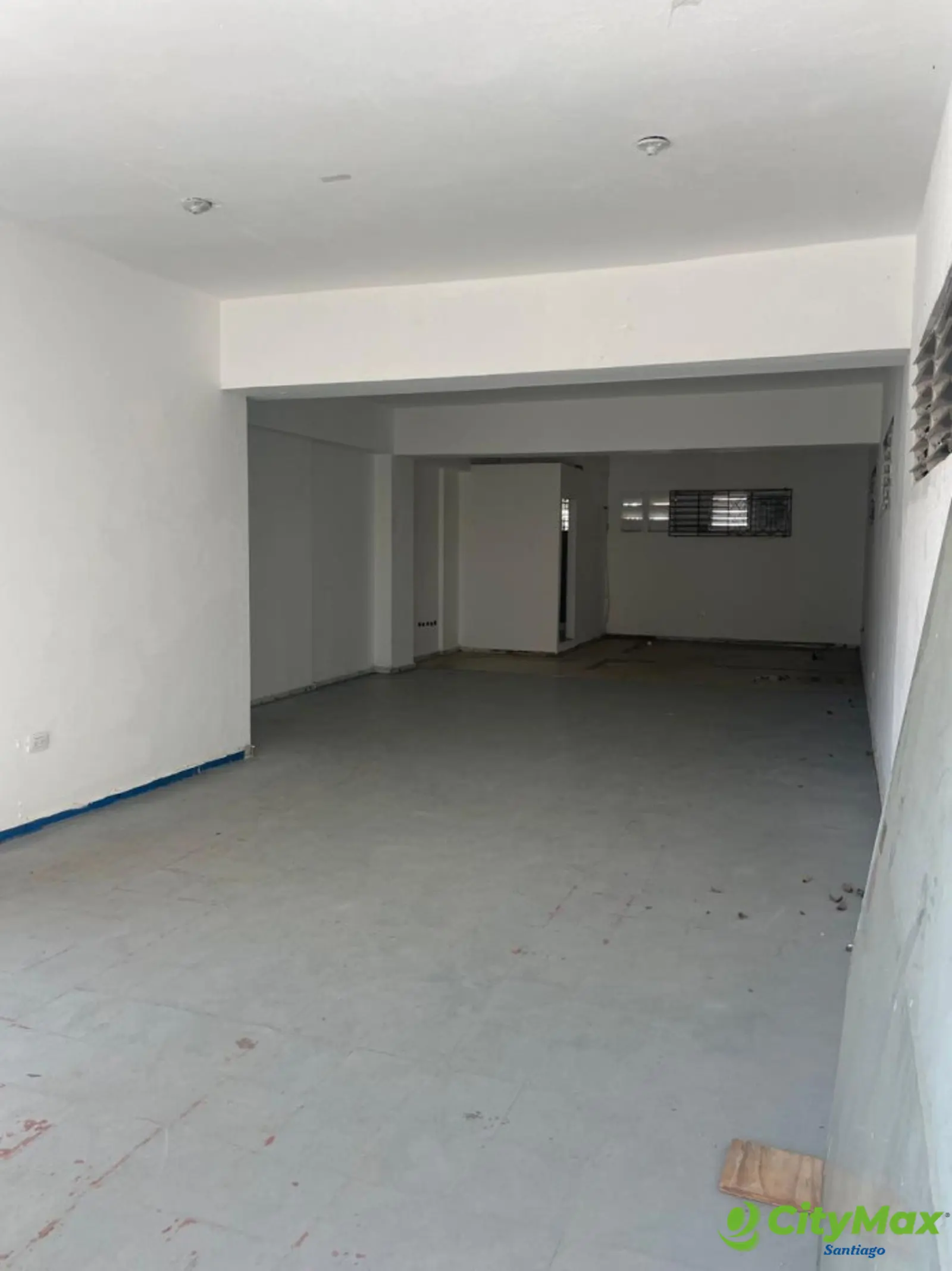 LOCAL CORMECIAL EN ALQUILER SANTIAGO - foto 3