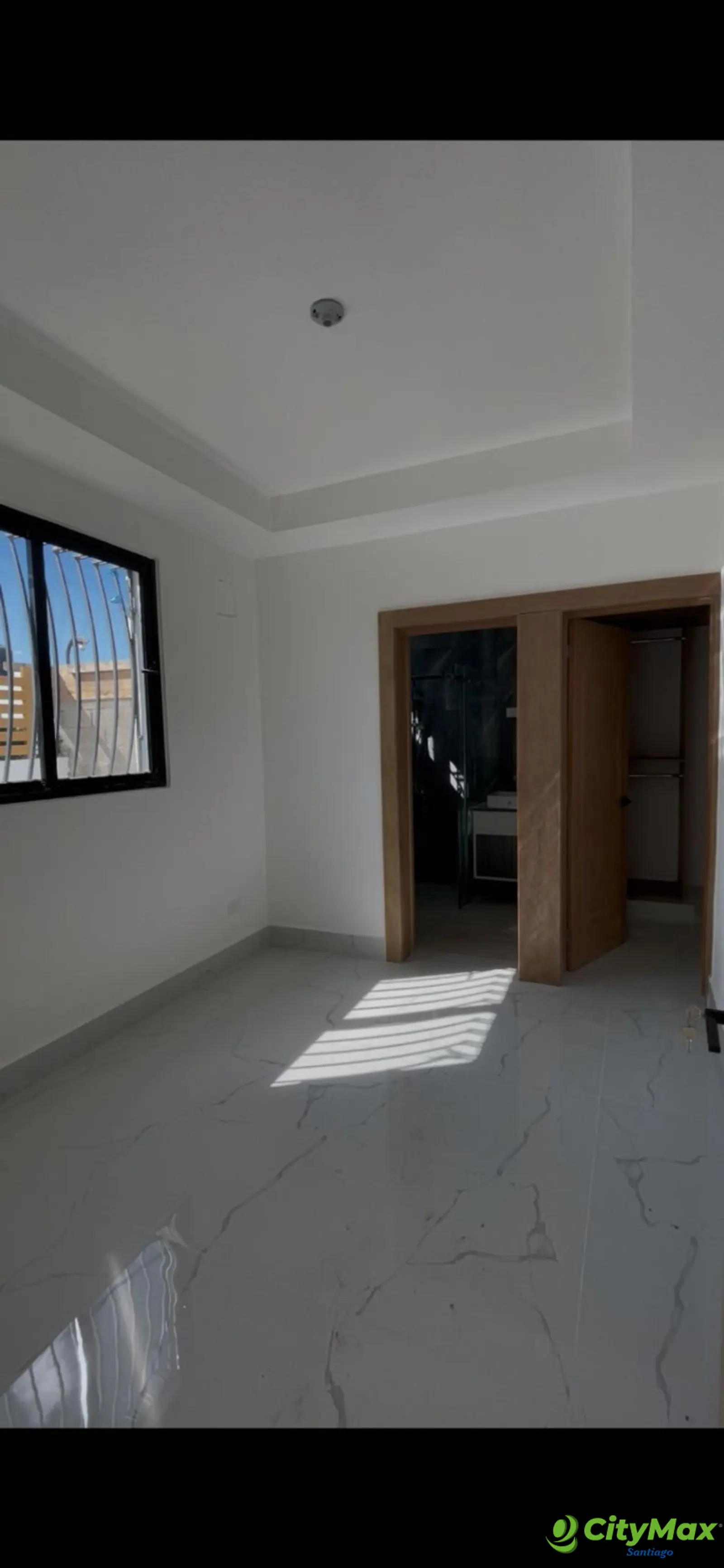 VENTA DE CASA EN LLANOS DE GURABO - foto 2