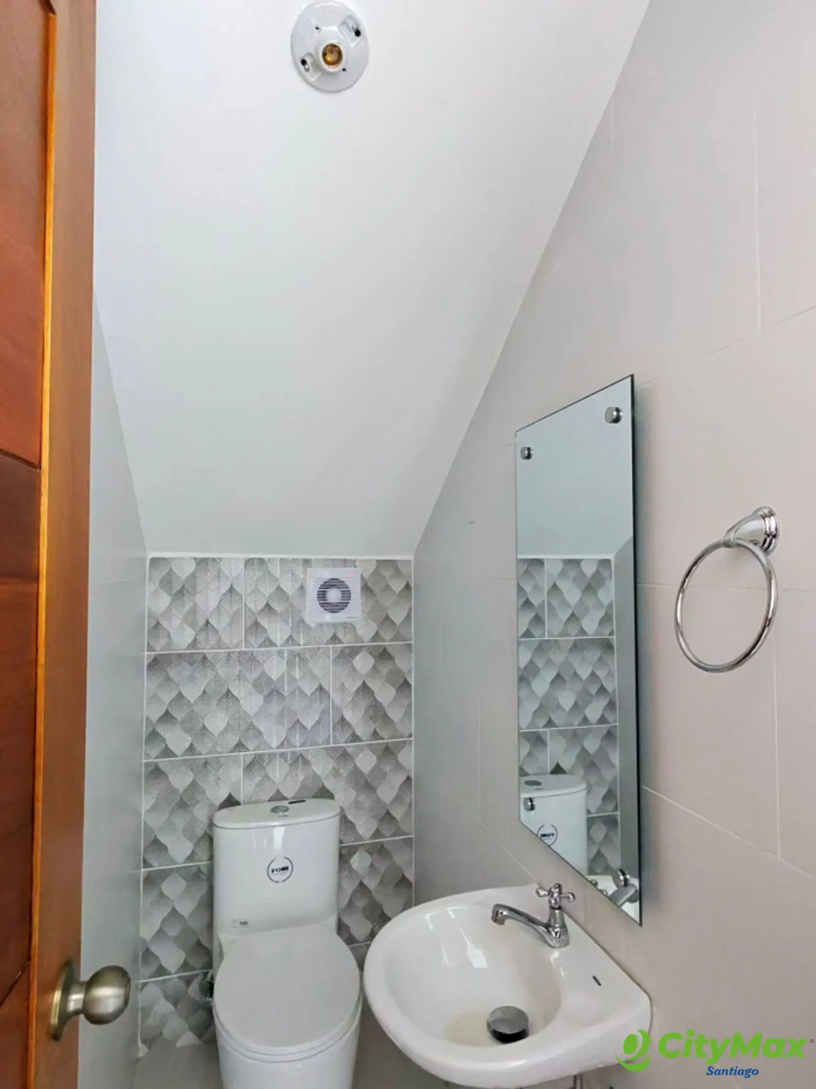 VENTA DE CASA DE DOS NIVELES EN SANTIAGO - foto 11