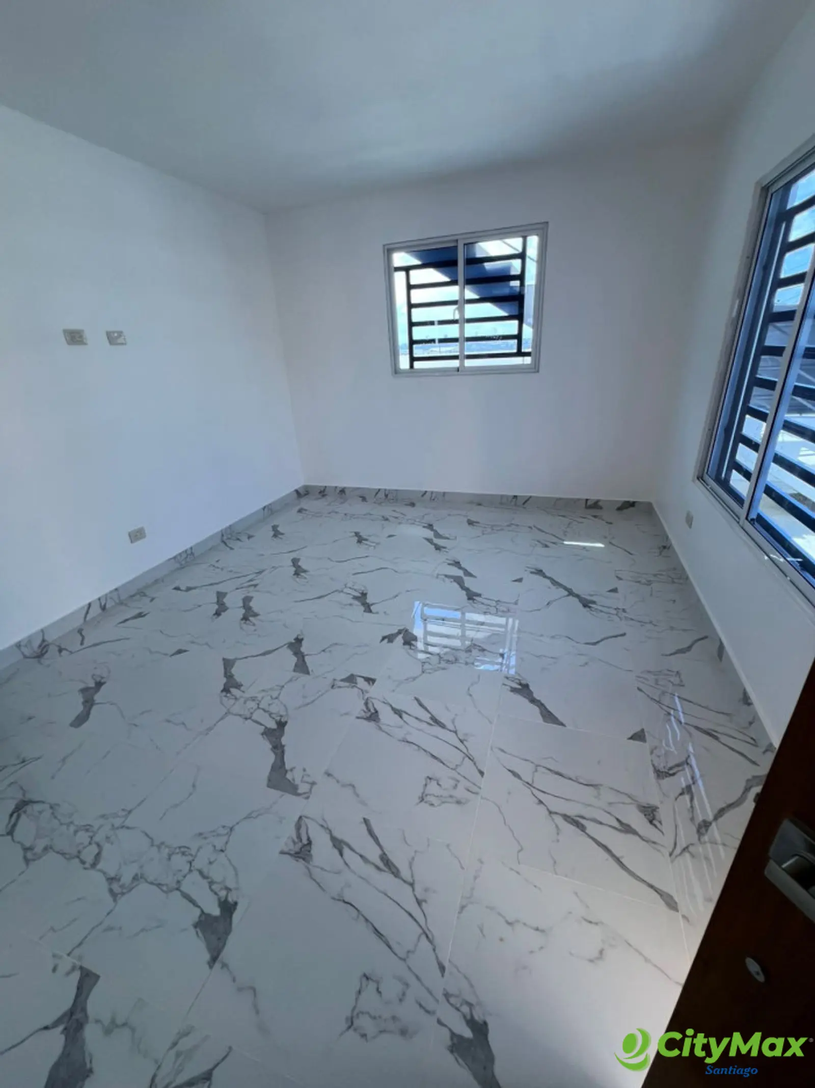 VENTA DE CASA CERCA SUPERMERCADO BRAVO , BANCO POPULAR - foto 5