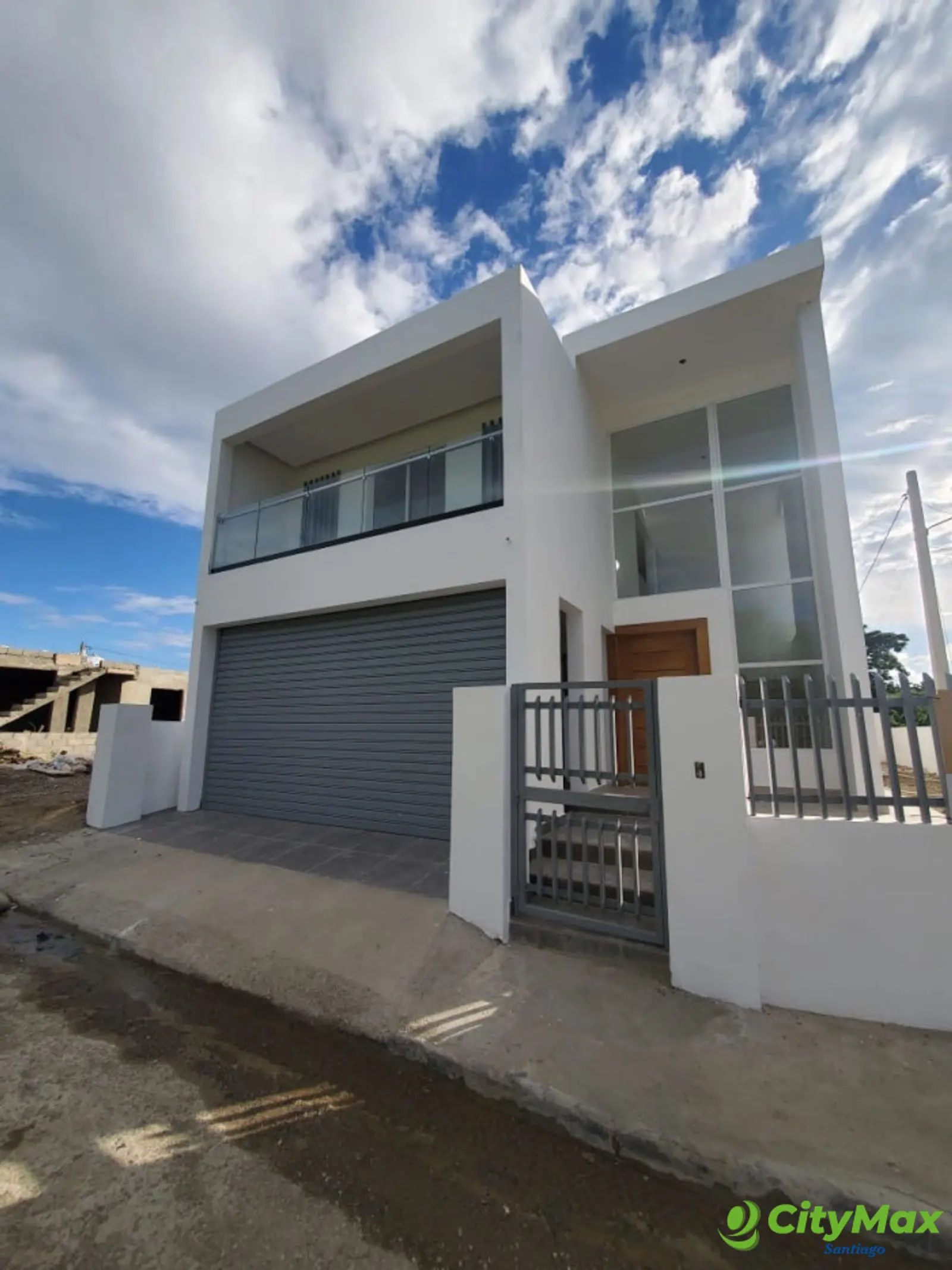 Casa en venta en Corona Plaza, Santiago de los Caballeros - foto 2