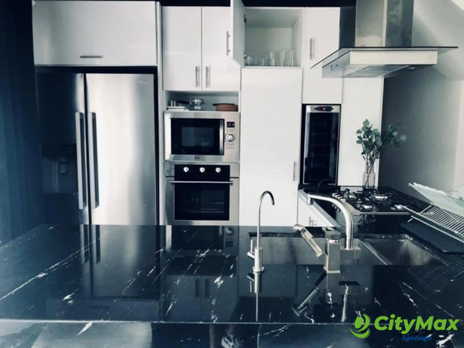 EN VENTA LUJOSA VILLA EN SOSUA , PUERTO PLATA - foto 11