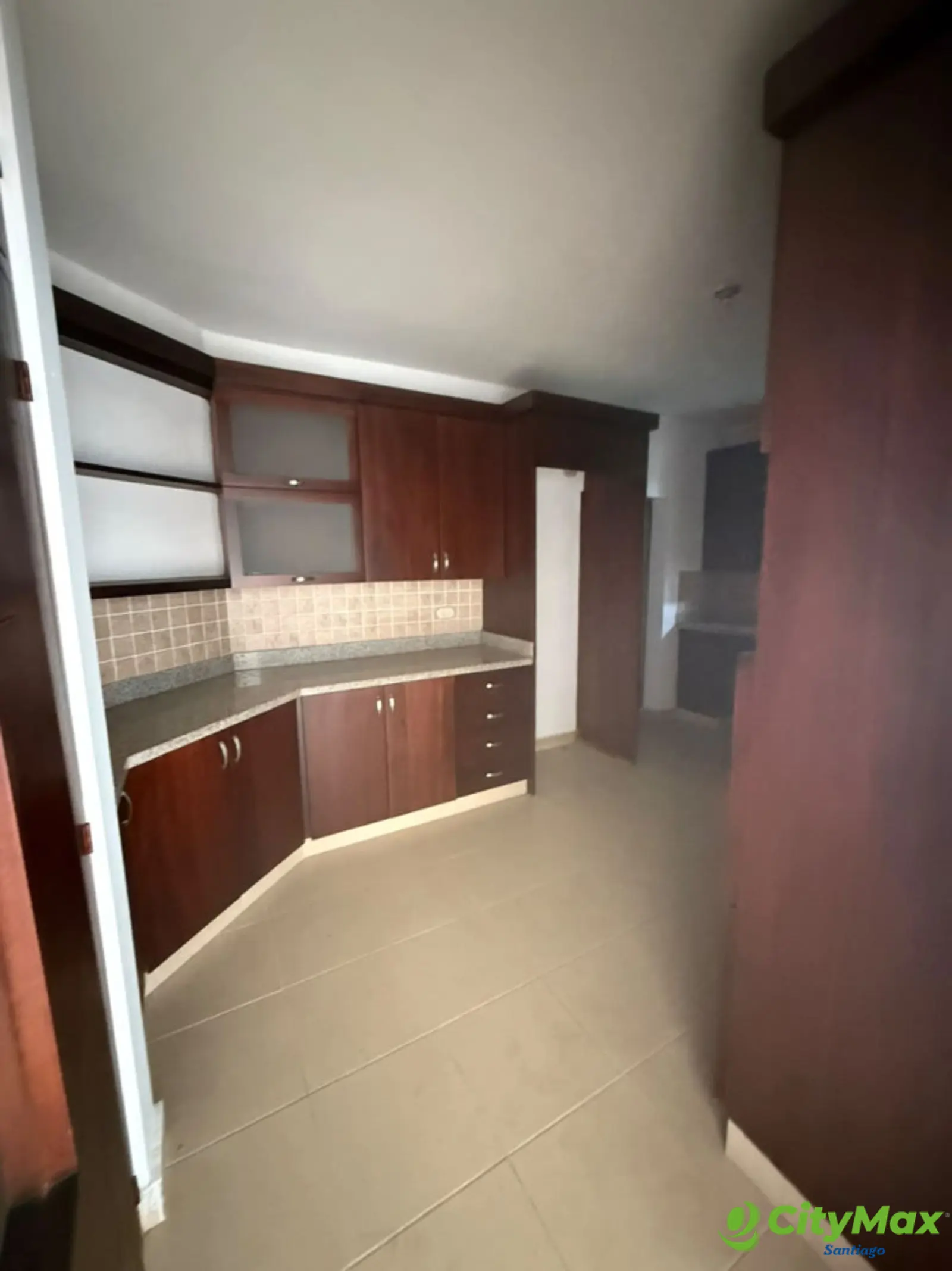 VENTA/ RENTA DE APARTAMENTO TORRE ALMIRANTE. - foto 9