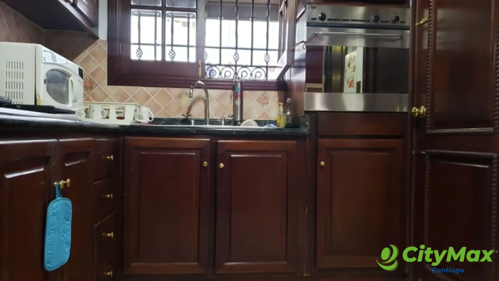 CASA RESIDENCIAL EN VENTA EN LA MORALEJA SANTIAGO - foto 9