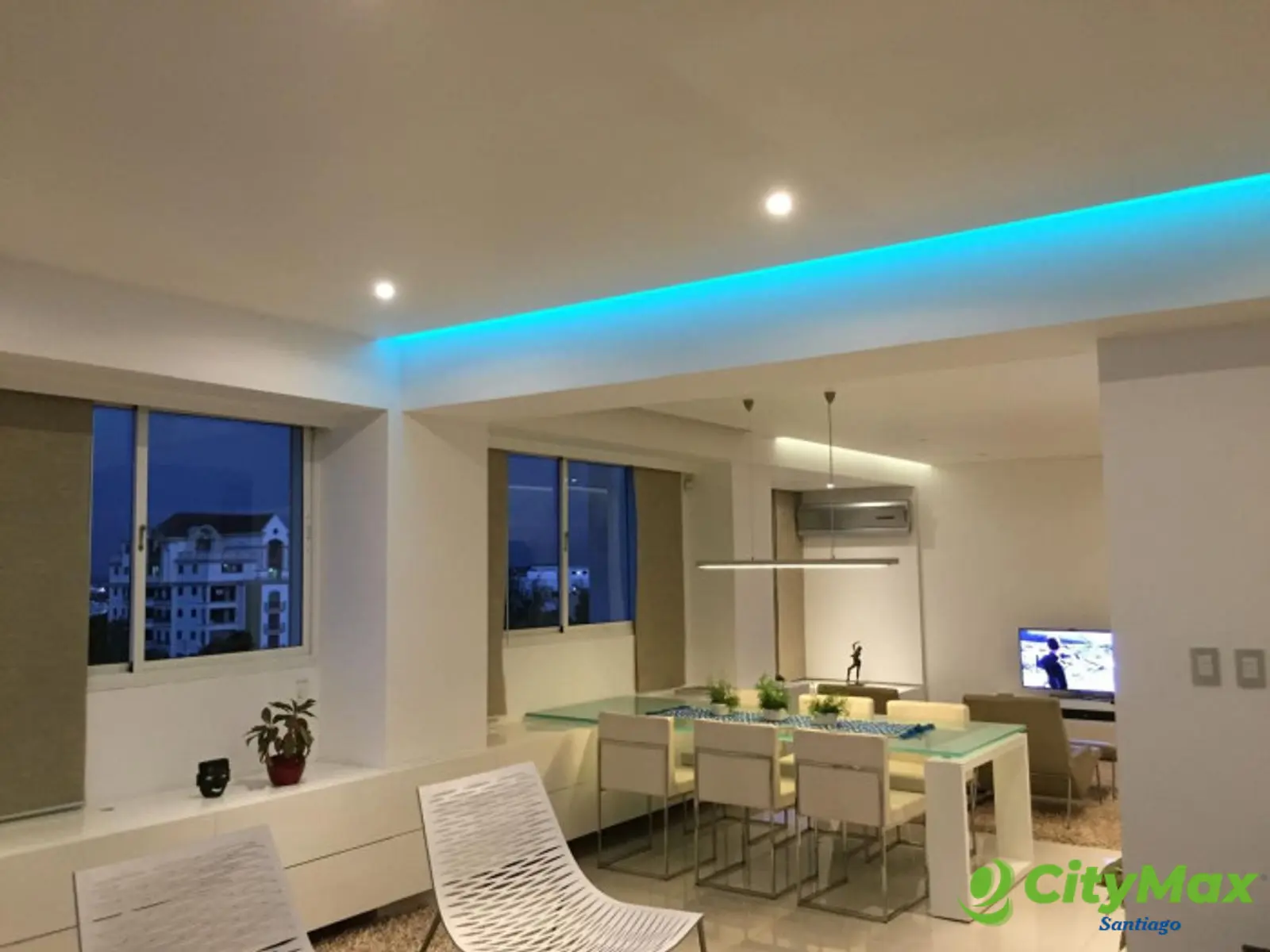 Apartamento semi-amueblado en alquiler en La Esmeralda! - foto 16