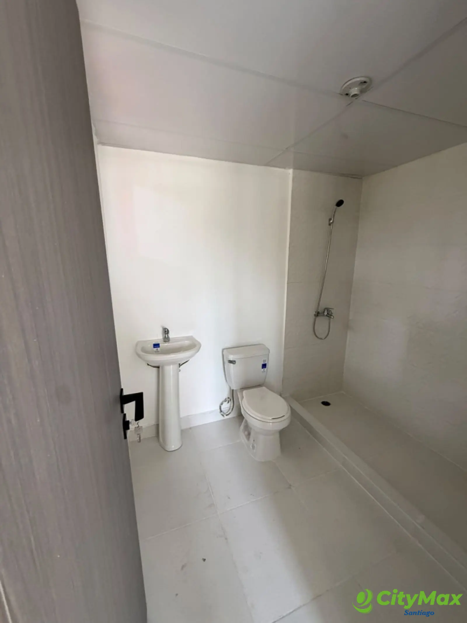 ALQUILER DE APARTAMENTO 2DO NIVEL GARDEN LIFE LICEY - foto 12